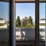 Rolandi Duplex With Terrace Milaan