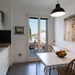Rolandi Duplex With Terrace *