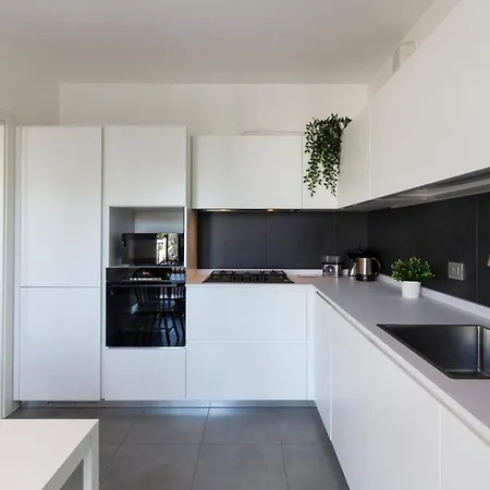 Rolandi Duplex With Terrace Apartament *