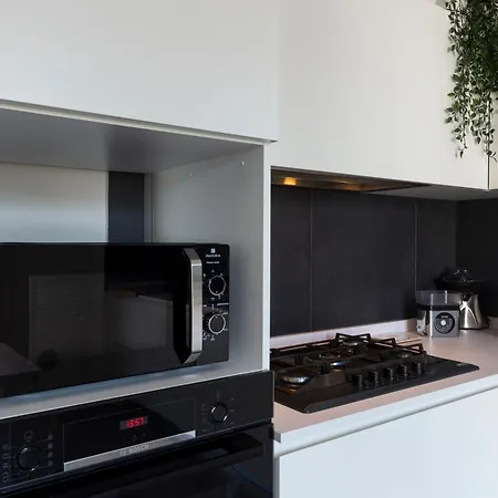 Rolandi Duplex With Terrace 아파트 밀라노